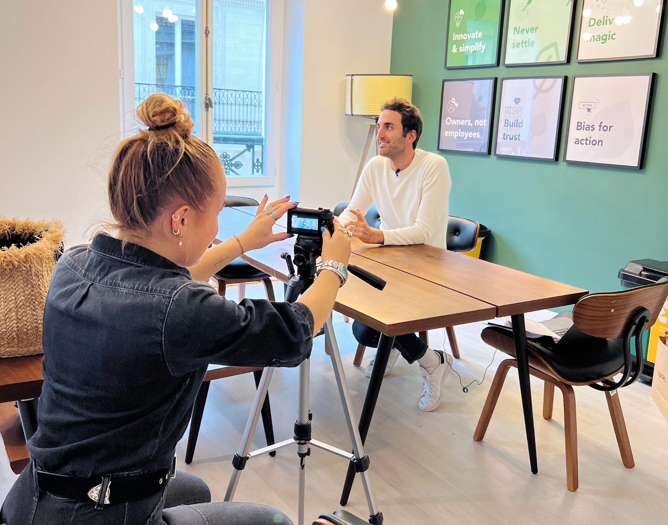 comilia camille maquaire community manager nice